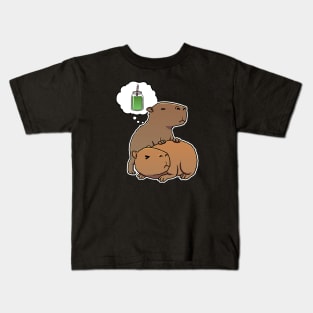 Capybara thirsty for Green juice smoothie Kids T-Shirt